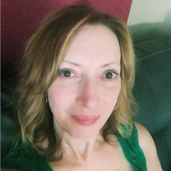 Meet your Posher, Kathy - Picture 4 of 4